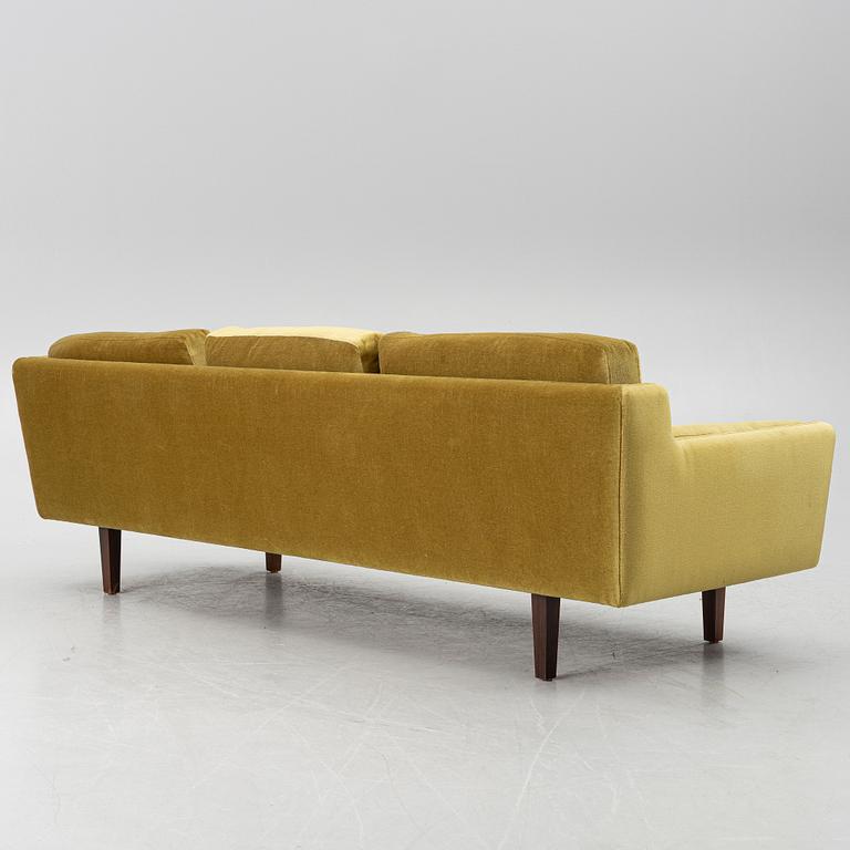 Illum Wikkelsø, sofa, Denmark, 1960s/70s.