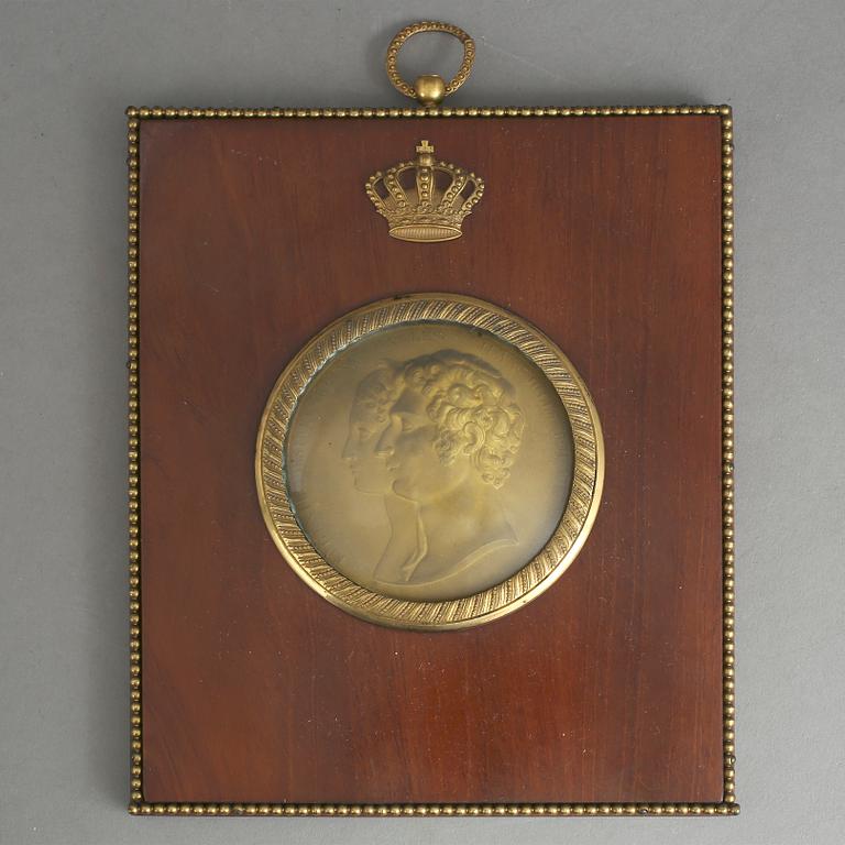 PORTRÄTTRELIEF, förgylld brons, empire, 1800-talets första hälft.