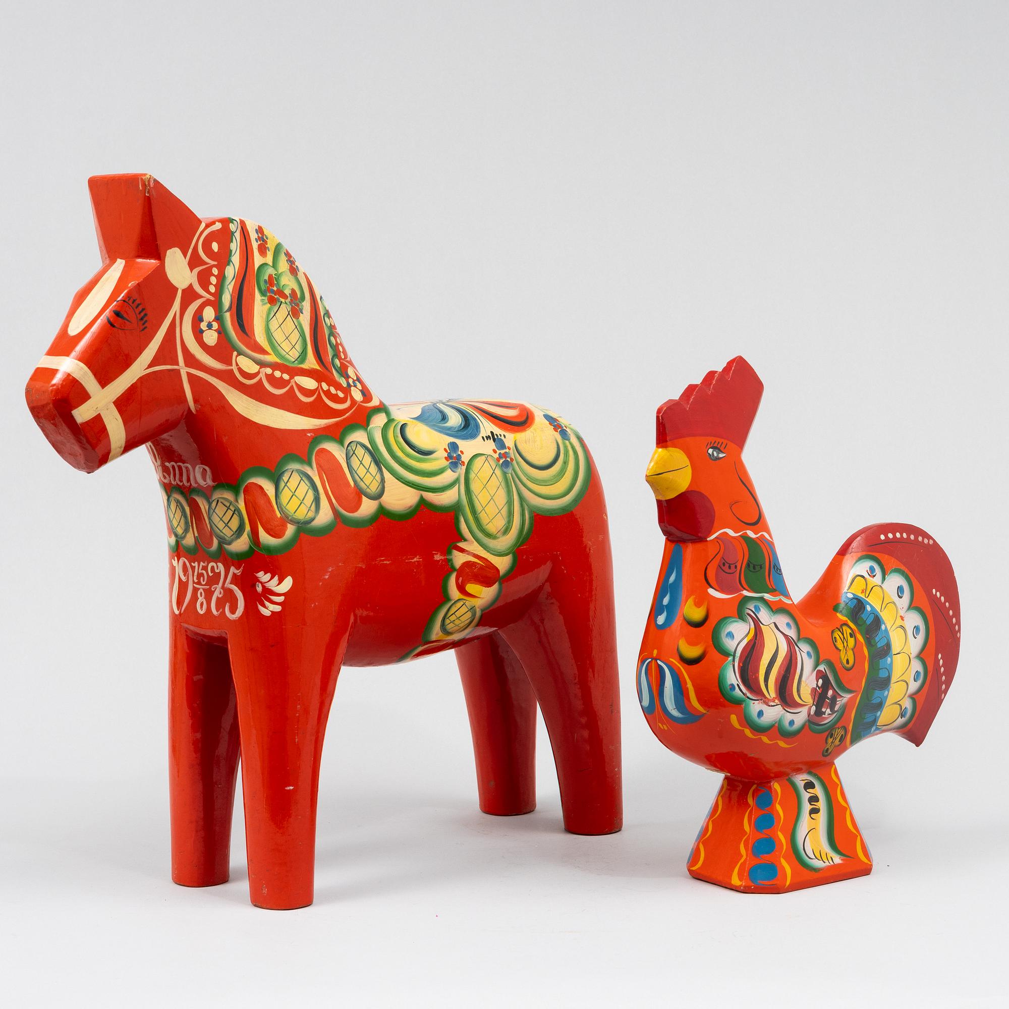 A carved wooden Dalecarlia horse and rooseter, Sweden, 1970's-80's.
