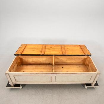Bench/sideboard, first half of the 20th century.