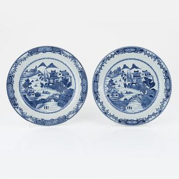 A pair of blue and white chargers, China, Qianlong (1736-95).