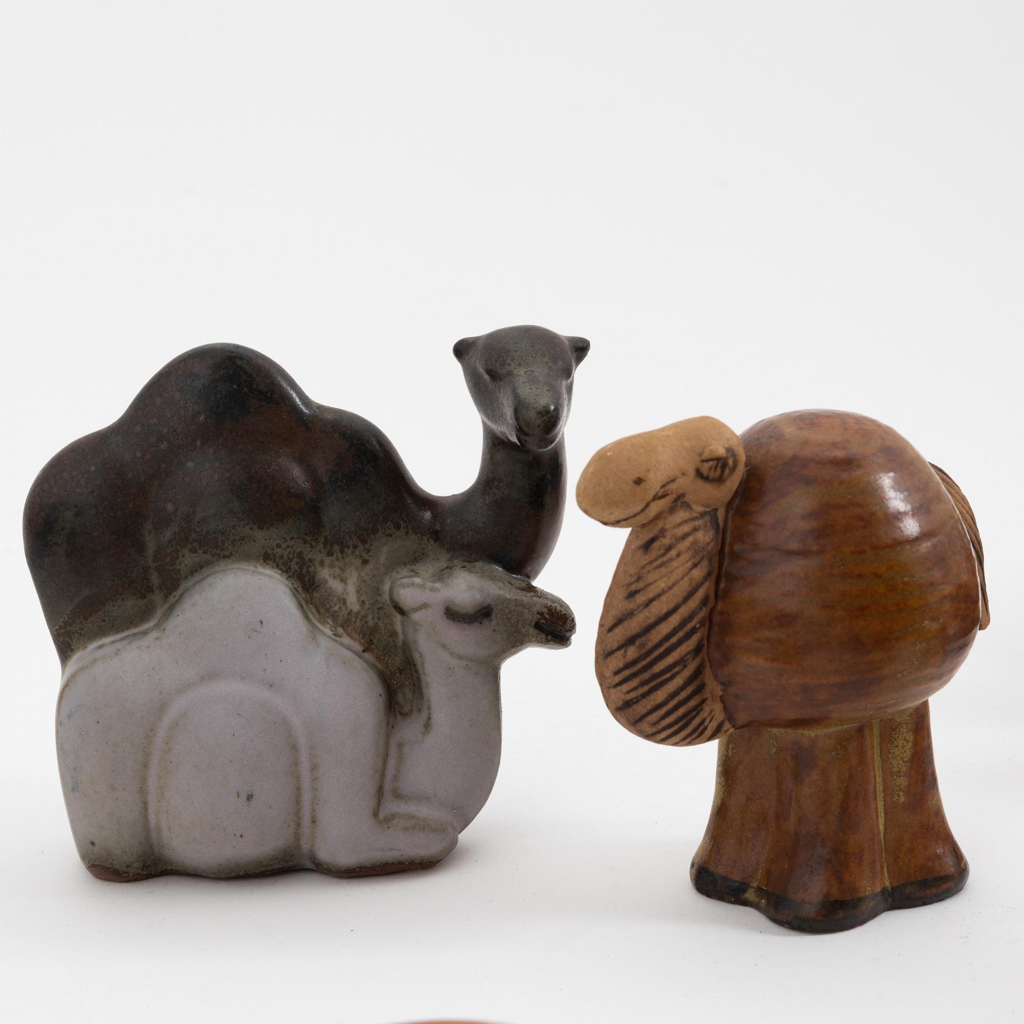 Lisa Larson, a set of 15 stoneware figurines, K-Studion och Gustavsberg.