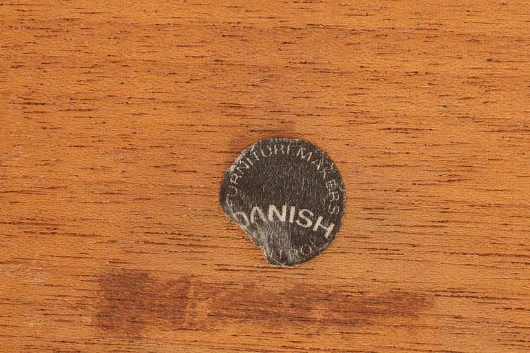 SOFFBORD, kakel "Tenra", Nils Thorsson, Royal Copenhagen, Danmark.