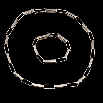 HALSLÄNK SAMT ARMLÄNK, silver, Cecilia K I Johansson, Göteborg, 1961. Vikt 87 g.