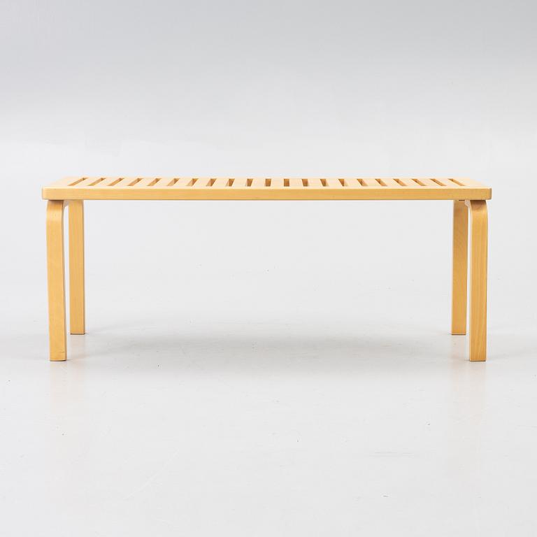 Alvar Aalto, bänk, modell 153A, Artek, Finland,