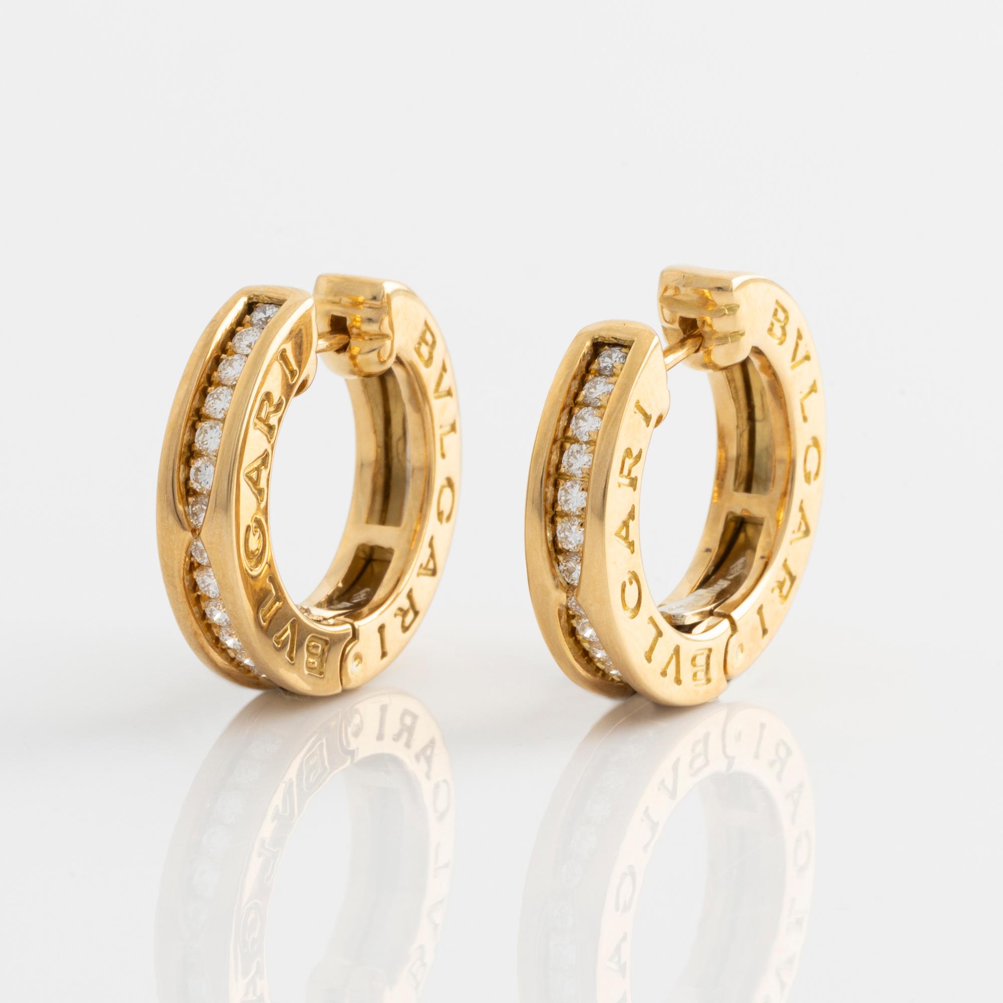 Bulgari a pair of earrings "B.zero 1" in 18K gold with round brilliant-cut diamonds.