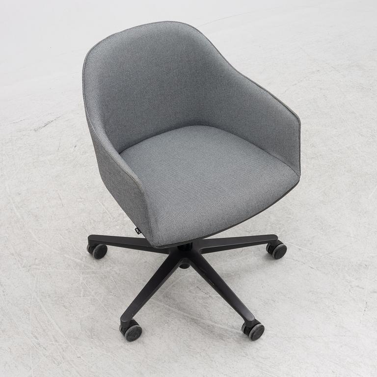 Ronan & Erwan Bouroullec, a 'Softshell Chair' desk chair, Vitra, 2015.