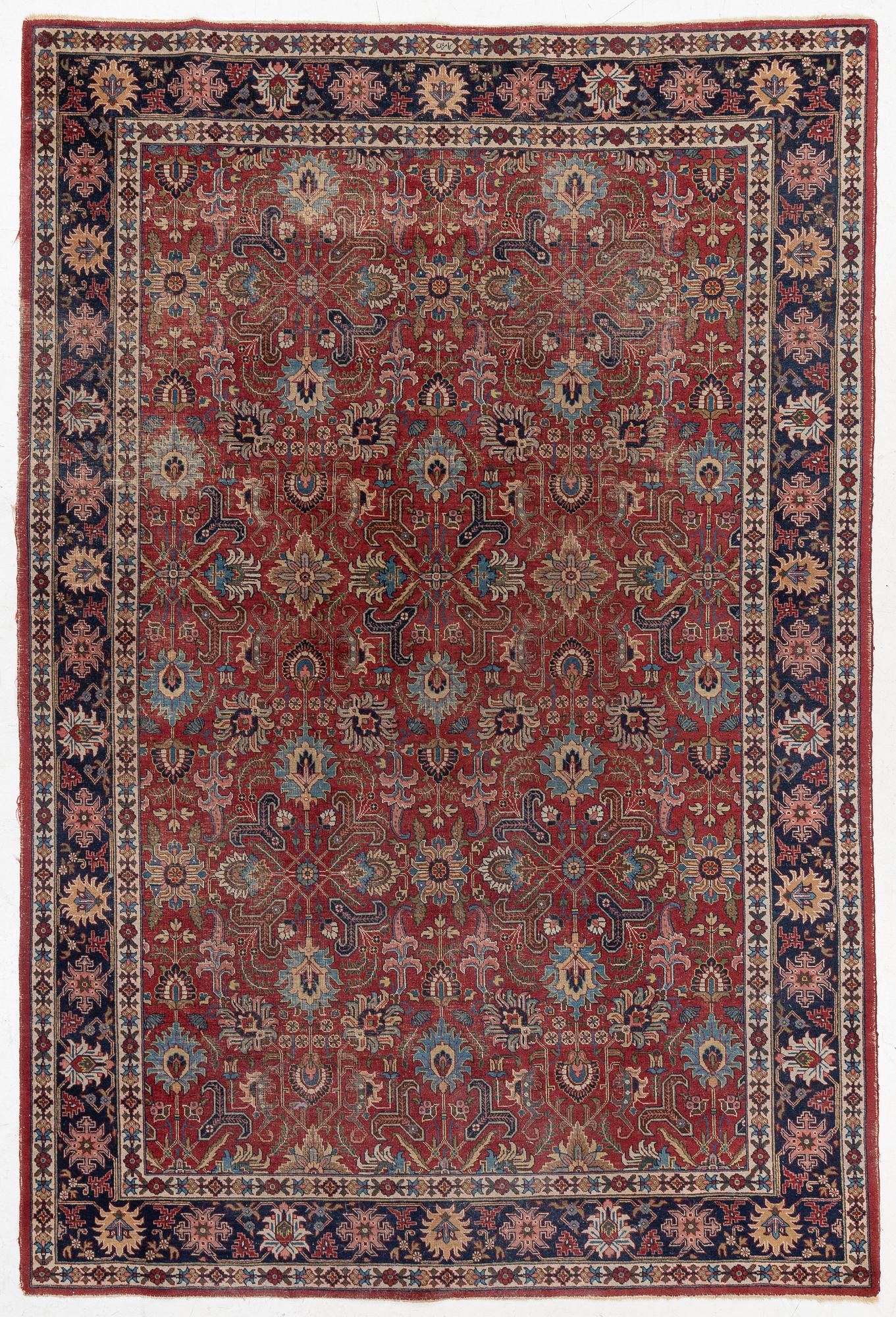 Carpet, oriental, approx. 330 x 214 cm.