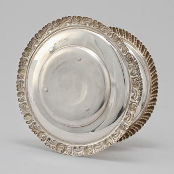 SÅSSKÅL, silver, Olof Pehr Hallberg, Norrköping, 1847. Vikt 355 g.