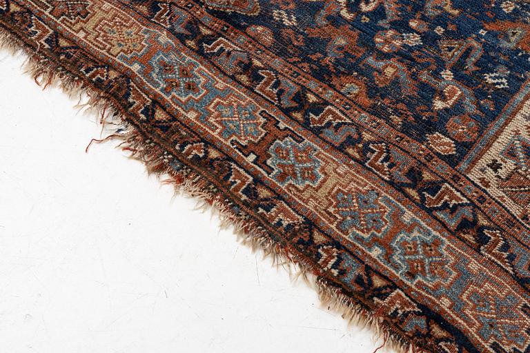 Rug, antique Shiraz, approx. 290 x 212 cm.