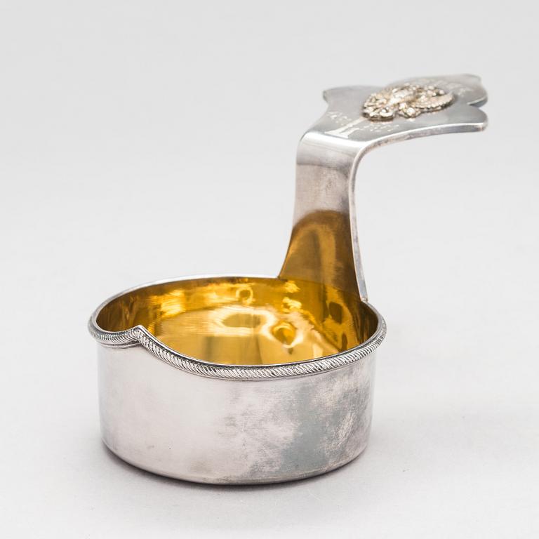 N.M. Bobir, a parcel-gilt silver covsh, Saint Petersburg, ca. 1908.