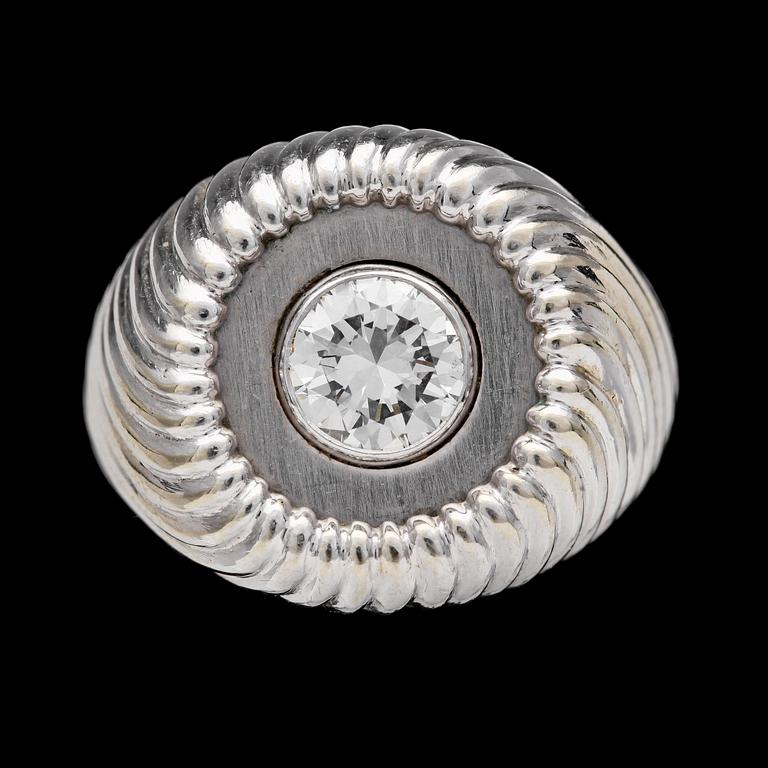RING, BOUCHERON, briljantslipad diamant, ca 0.90 ct. Paris.
