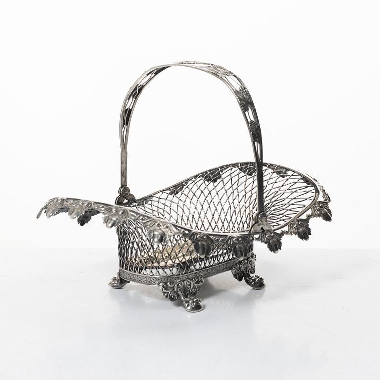 Gustaf Folcker, A Swedish silver bread basket, silver, mark of Gustaf Folcker, Stockholm 1838.