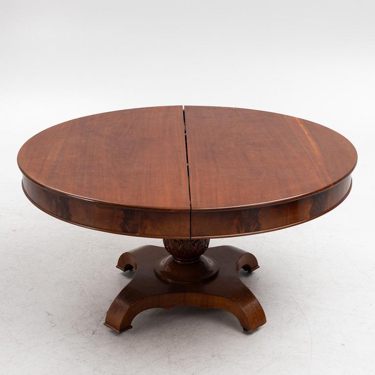 A mahogny dining table, 1860's.