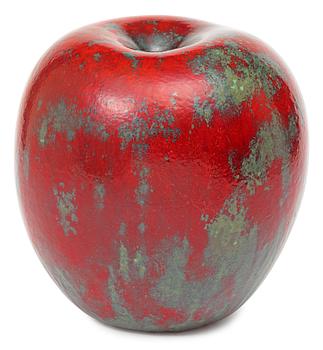 855. A Hans Hedberg faience apple, Biot France.