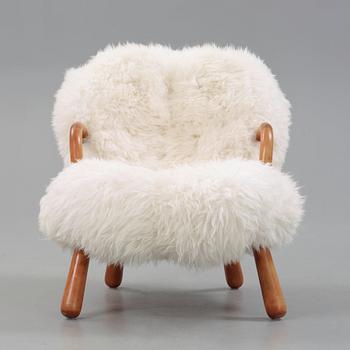 A 'Clam' easy chair attributed to Philip Arctander, 1940-50's.