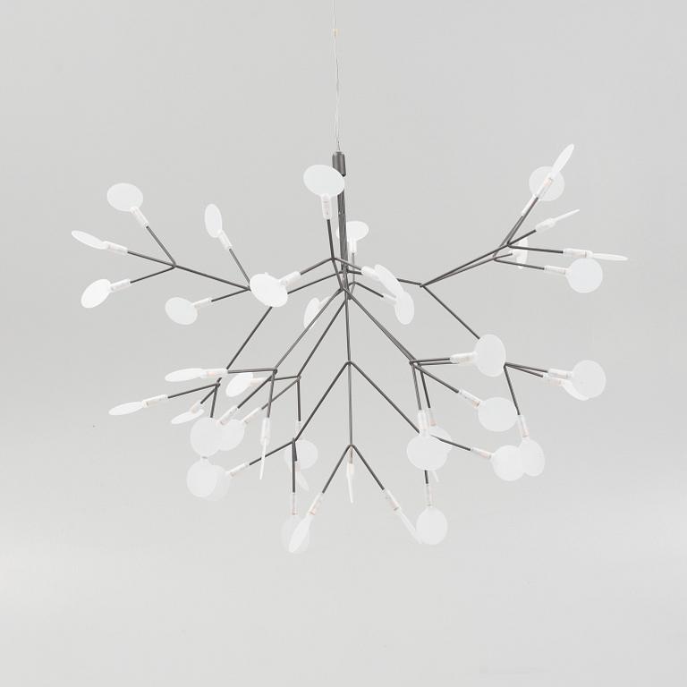 Bertjan Pot, a 'Heracleum II Small' ceiling light, Moooi.