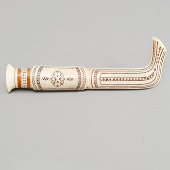 SAMEKNIV, Knut Sunna, signerad samt daterad 1984.