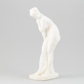 Sculpture, galleria Lapini, Alabaster. Height 36 cm.
