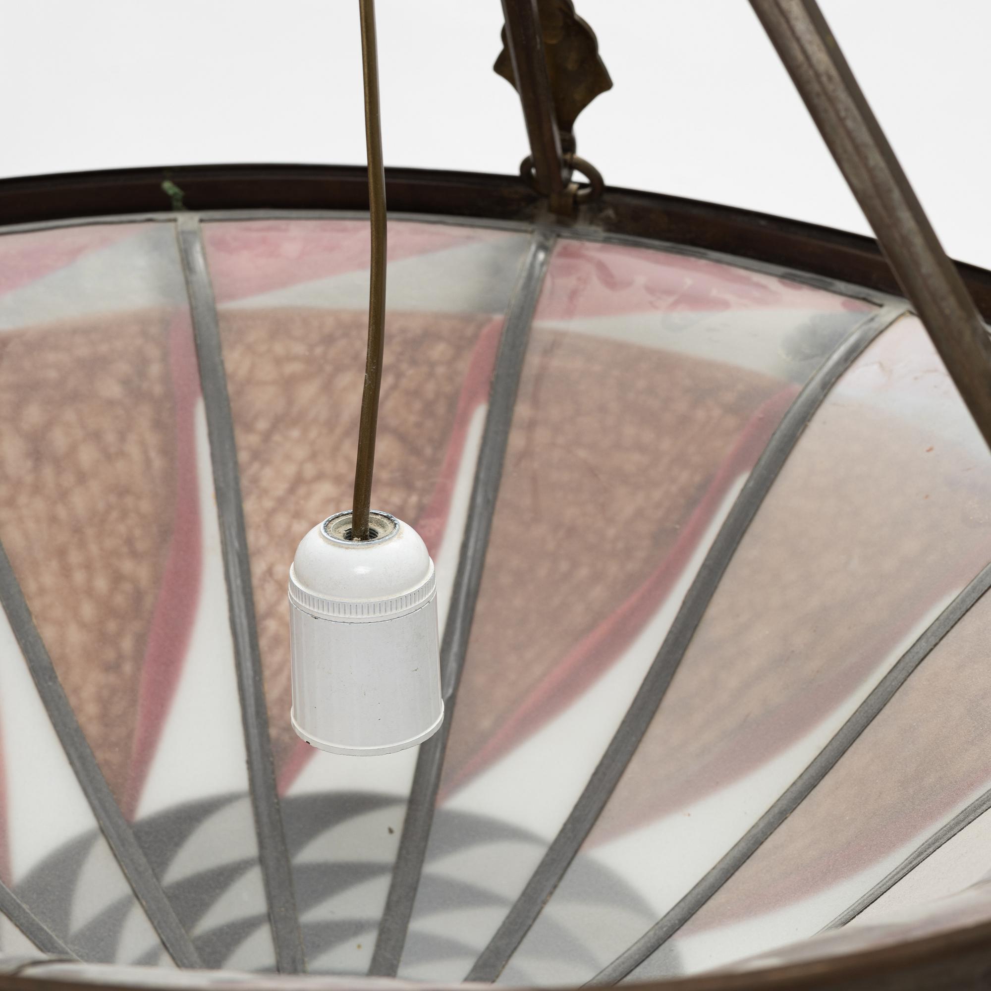 Taklampa, glas, 1900-talets första hälft.