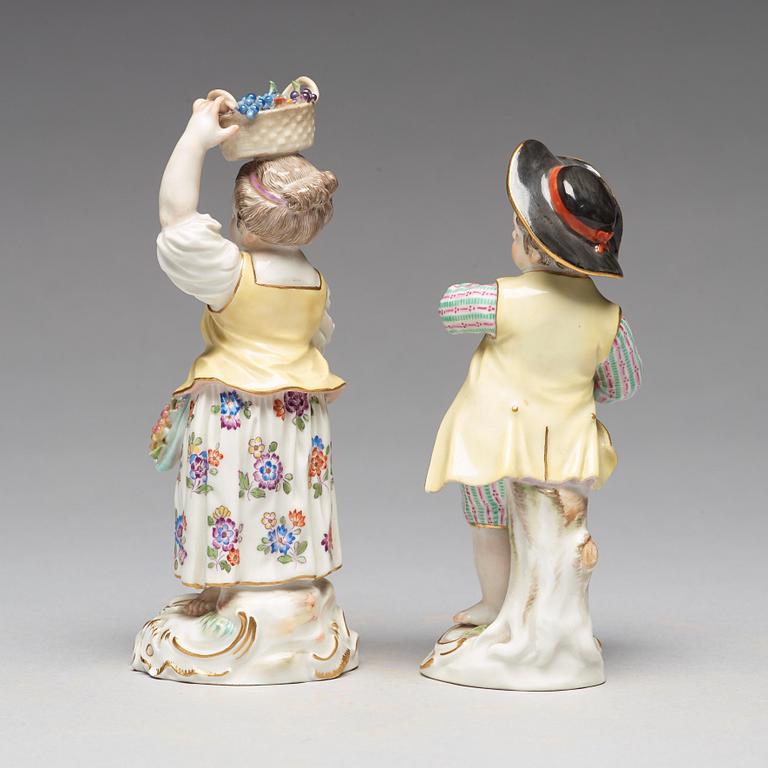 Two Meissen porcelain figurines, 20th Century.