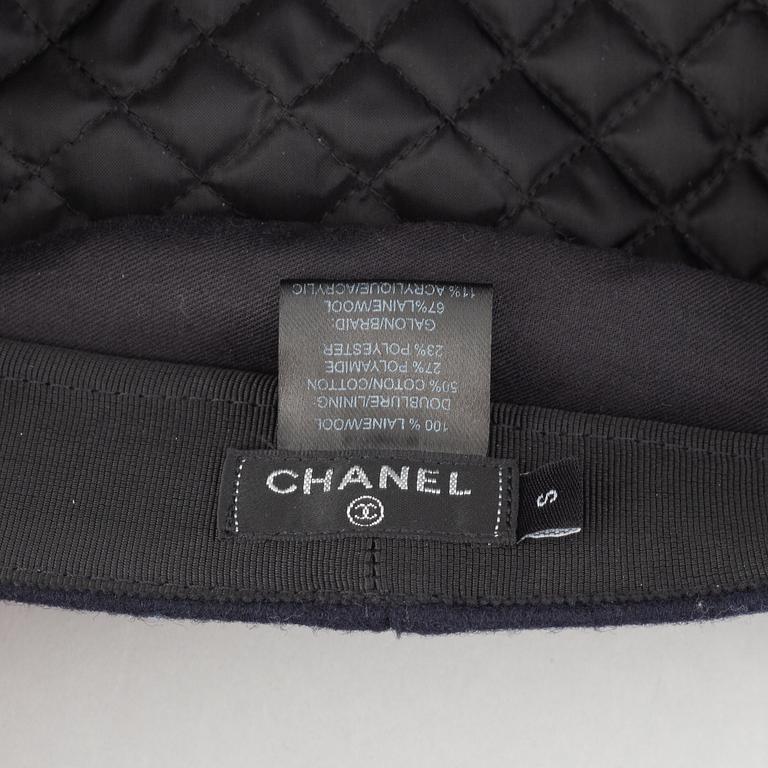 Chanel, a wool hat, size S.