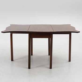 Drop-leaf table, England, 19th Century.