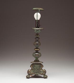 BORDSLAMPA, brons. Barockstil, 1900-talets första hälft.