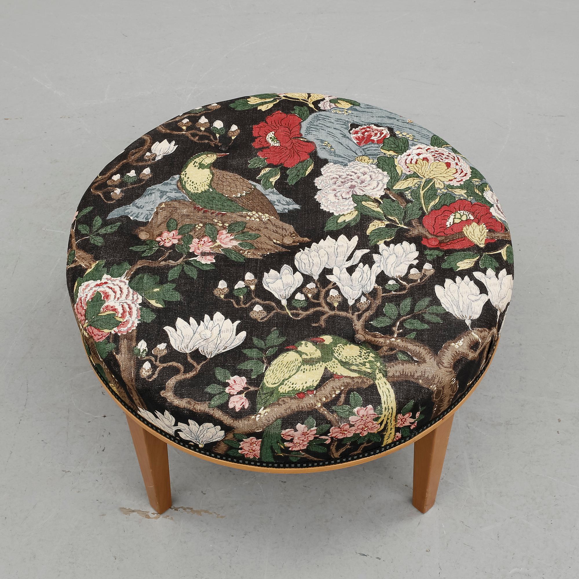 PALL, Josef Frank, Firma Svenskt Tenn, modell 647.