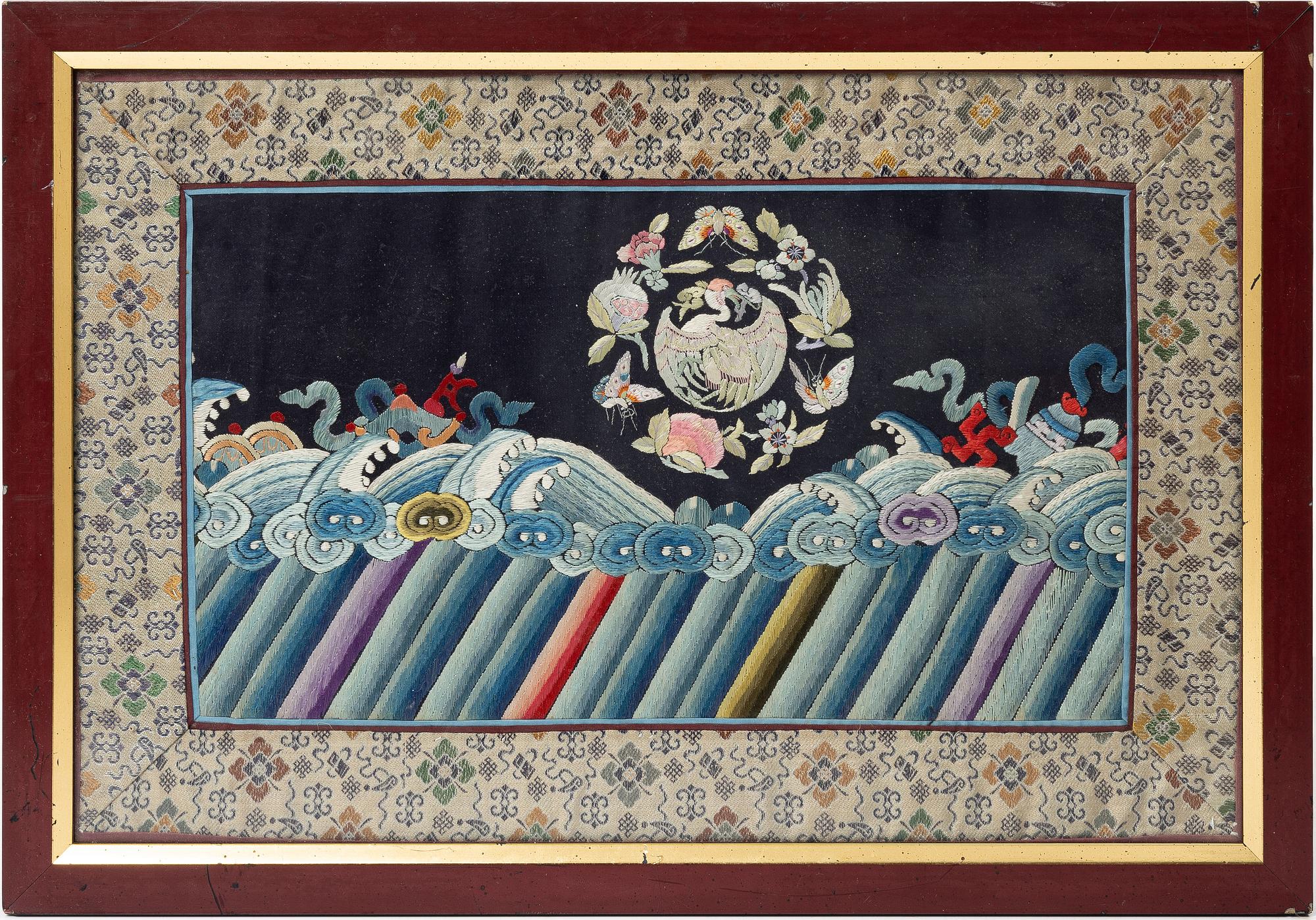 A Chinese silk embroidery, around 1900.