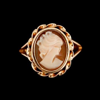 RINGAR, 2 st, 18 k guld.