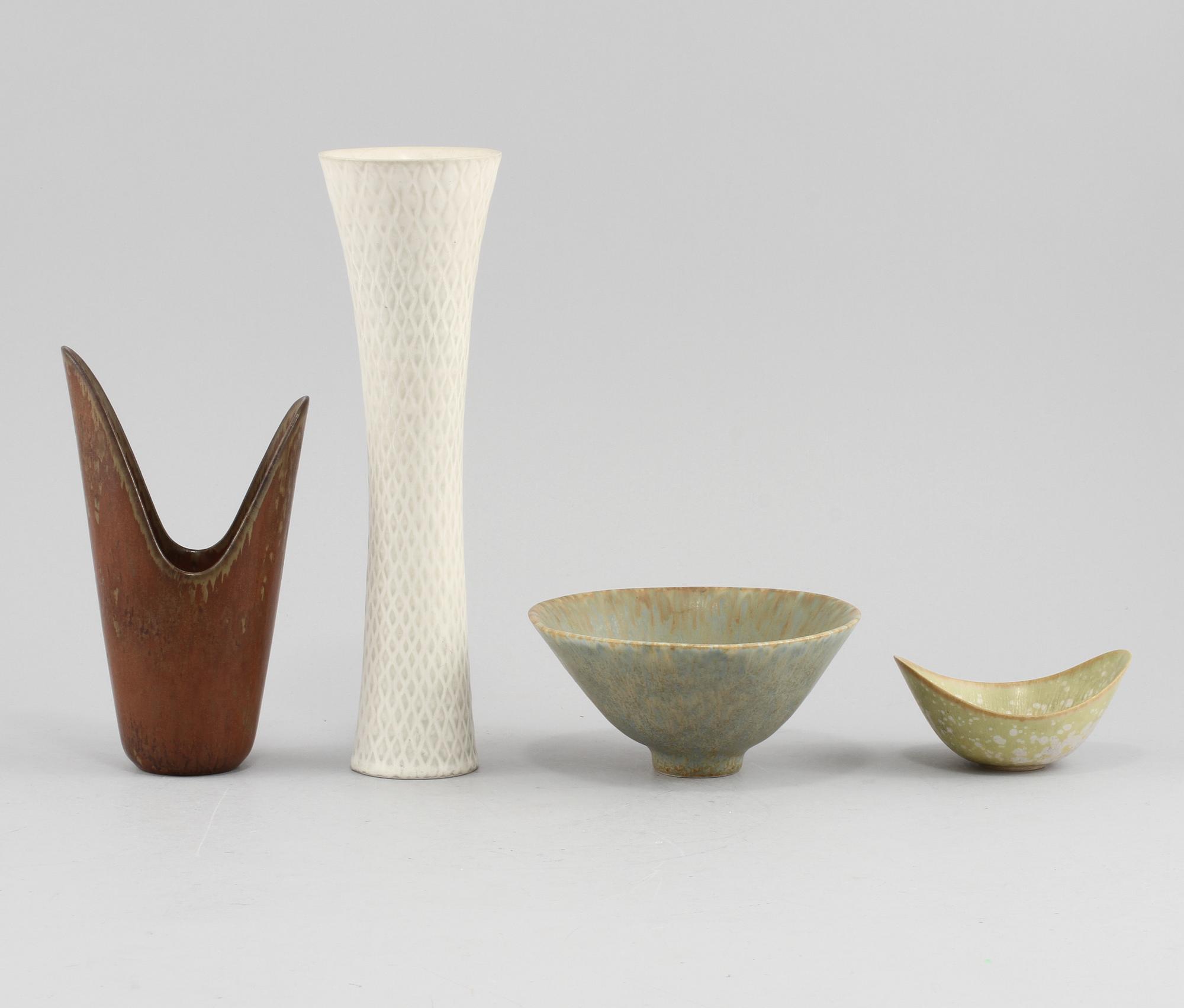 PARTI KERAMIK, 4 delar, C.H. Stålhane och Gunnar Nylund, Rörstrand, 1900-talets andra hälft.