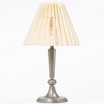 Edvin Ollers, a pewter table lamp, Stockholm, 1926.
