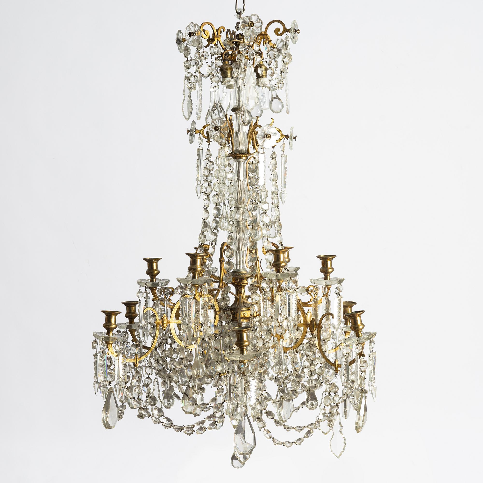 A chandelier, circa 1900.