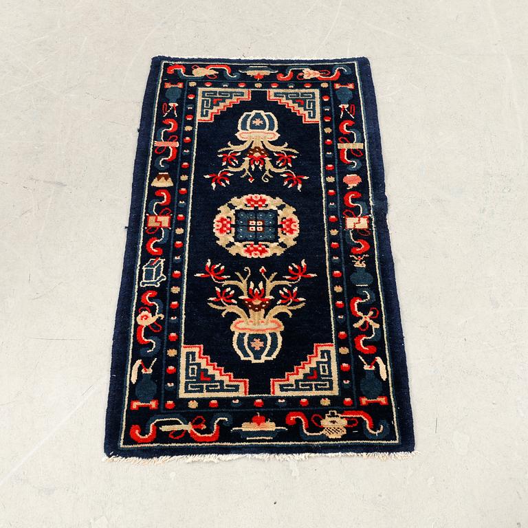 Baotou rug, semi-antique/antique, China, approx. 106x57 cm.