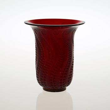 A René Lalique cast red glass 'Méduse' vase, France post 1921.