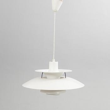 Poul Henningsen, taklampa, "PH5", Louis Poulsen, Danmark.