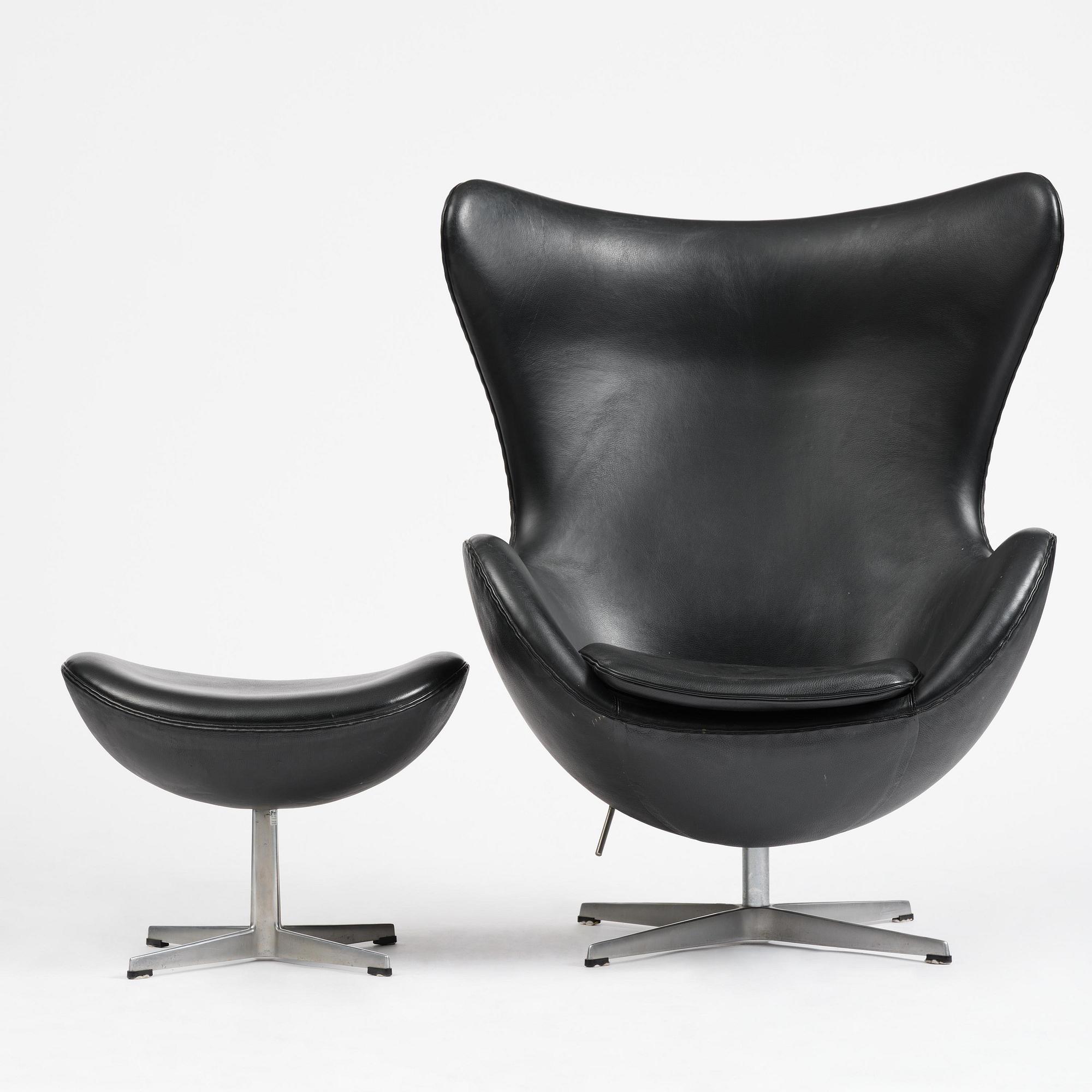 Arne Jacobsen, an "Egg" chair with ottoman, Fritz Hansen, Denmark, 2001.