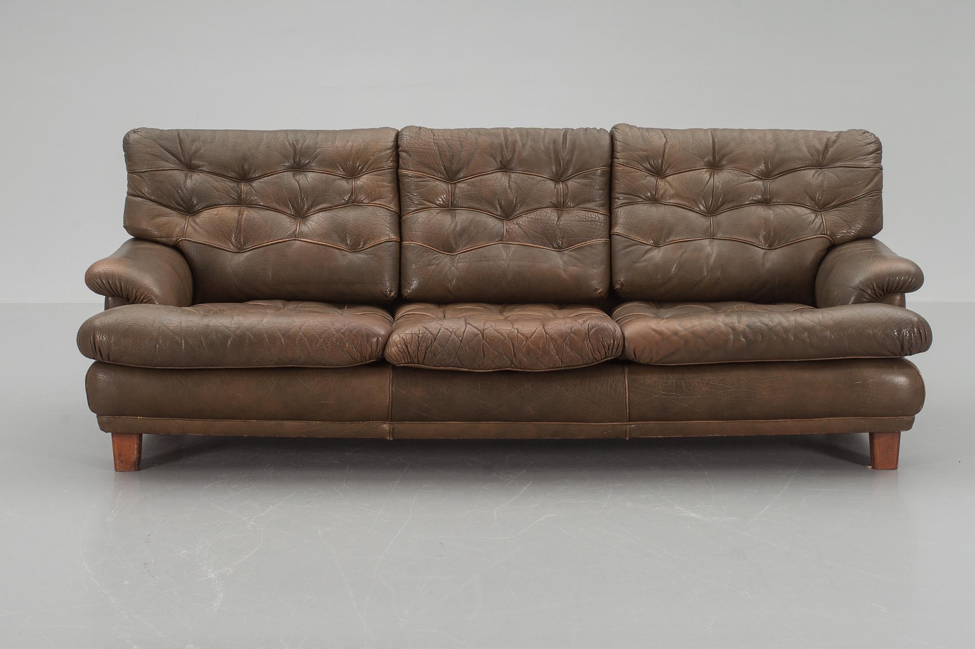 SOFFA, tre-sits, läder, Arne Norell.