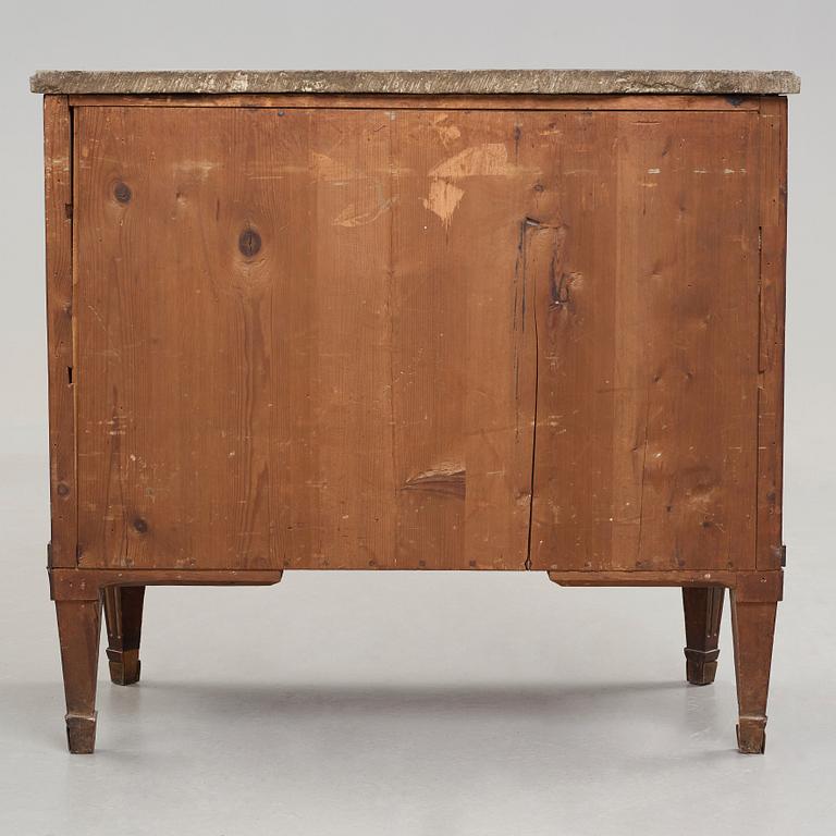 A late Gustavian commode by A. Lundelius.