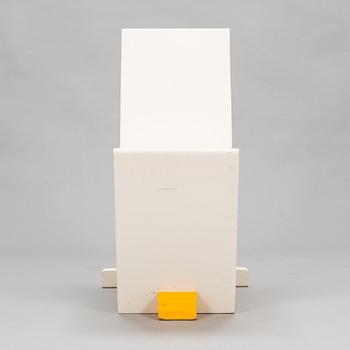 Olavi Hänninen, a 1985 'Gallina' (Hen) chair.