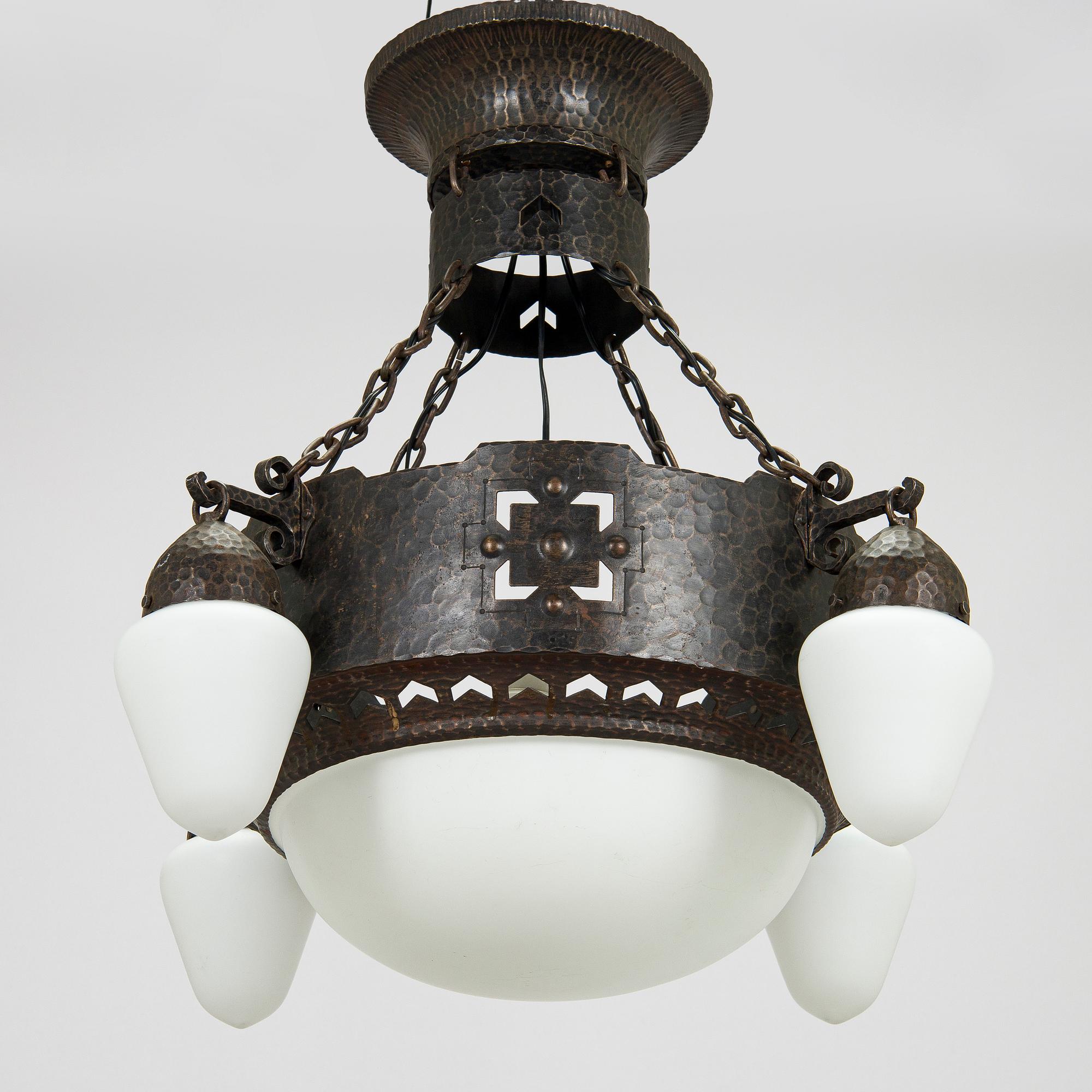 Kattovalaisin, Jugend 1900-luvun alku.