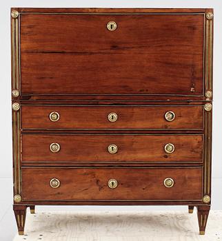 CHIFFONJÈ, sengustaviansk, sent 1700-tal.