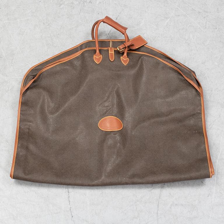 Mulberry, garment cover.