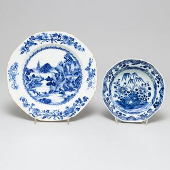 Four blue and white porcelain dishes, Qing dynasty, Qianlong (1736-95).