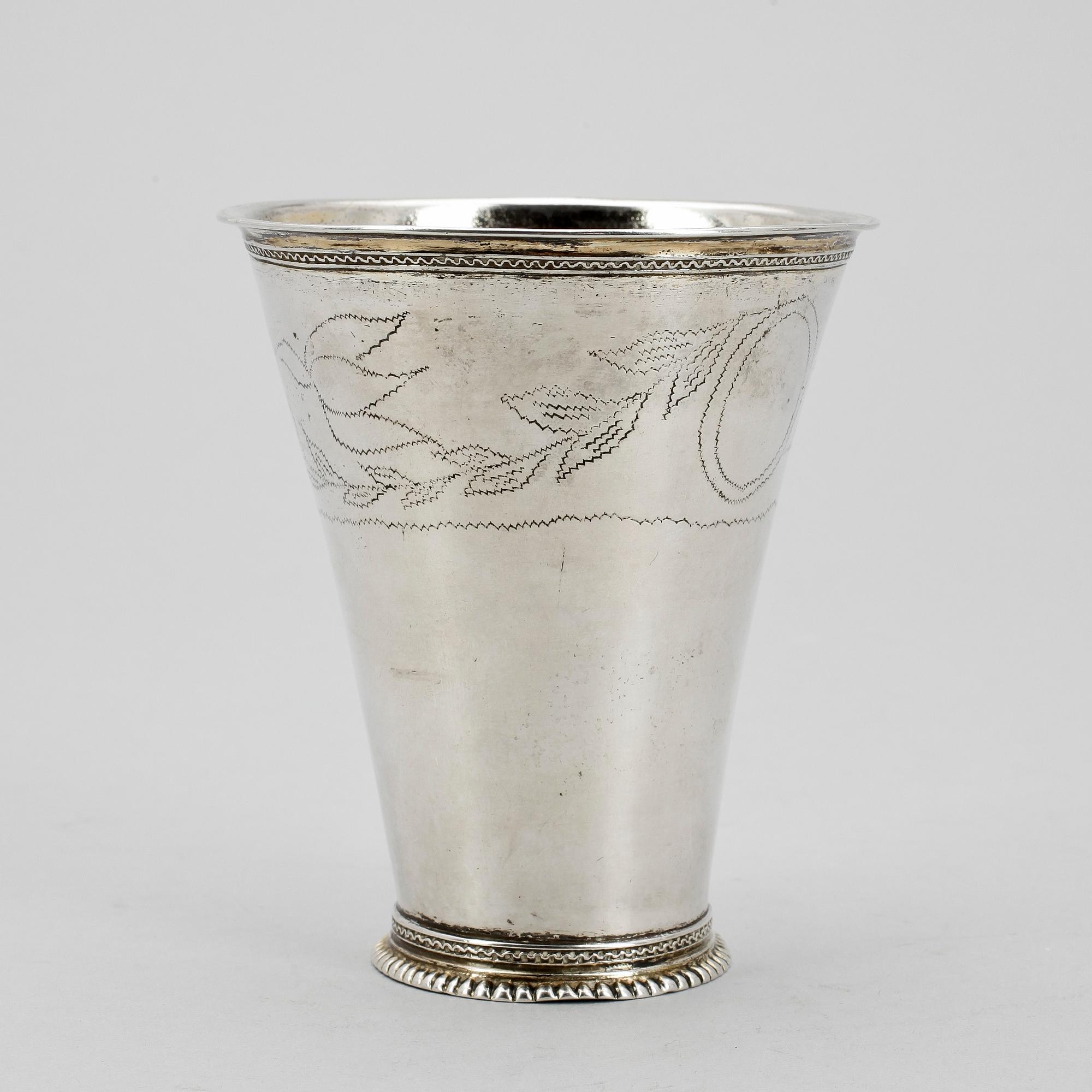 BÄGARE, silver, Abraham Wirgman, Göteborg 1715. Vikt ca 80 gram.