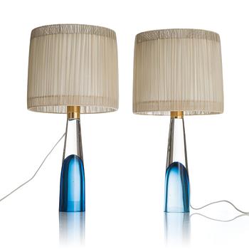 Lisa Johansson-Pape, a pair of mid-20th century '40-014' table lamps for Stockmann Orno.