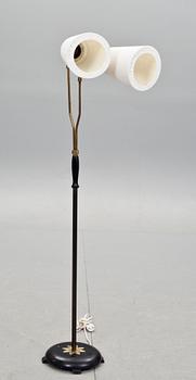 GOLVLAMPA, 1900-talets mitt.