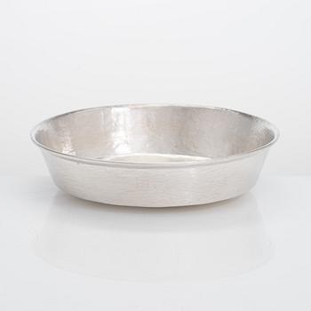 Tapio Wirkkala, a silver bowl model TW 289, Kultakeskus, Hämeenlinna 1974.