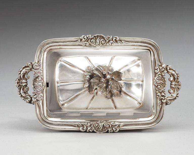 A Swedish 19th century silver sugar-casket, makers mark of Gustaf Möllenborg, Stockholm 1846.